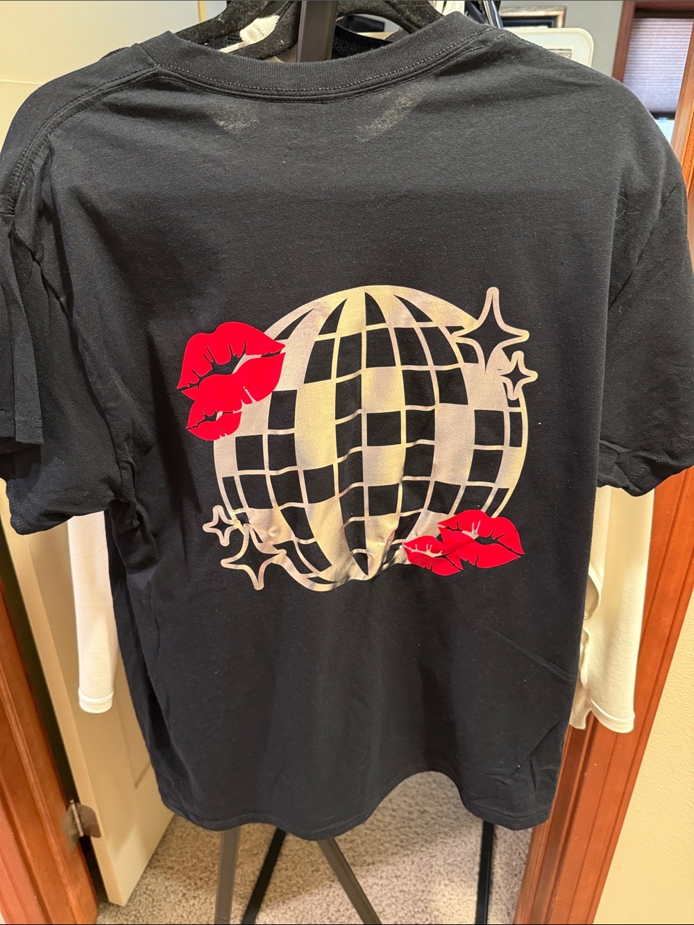 Black Graphic Tee with Disco ball & Red Kiss Prints